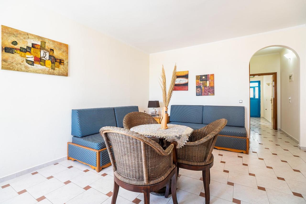 Livadia Beach Suite Exterior foto