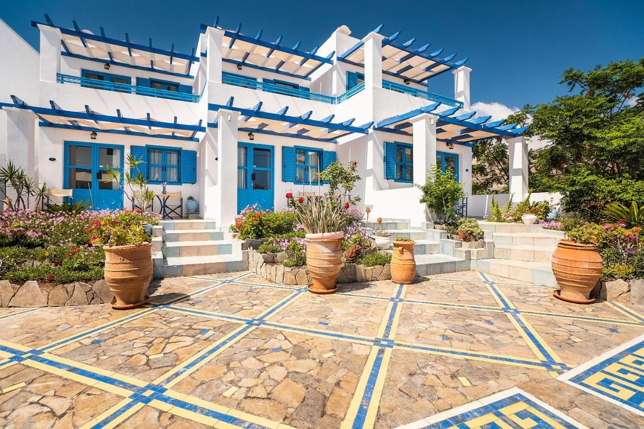 Livadia Beach Suite Exterior foto